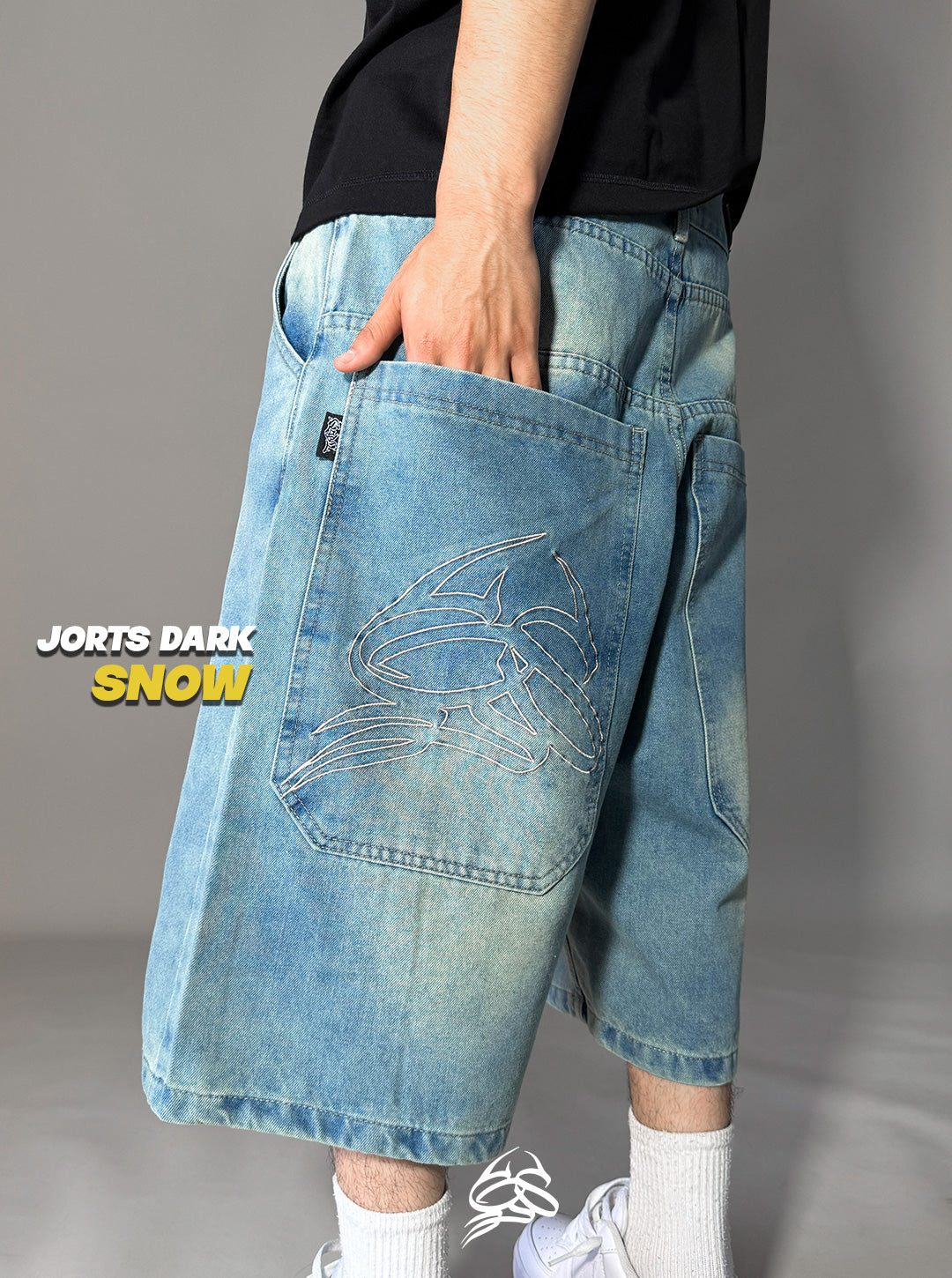 Jort Dark Snow